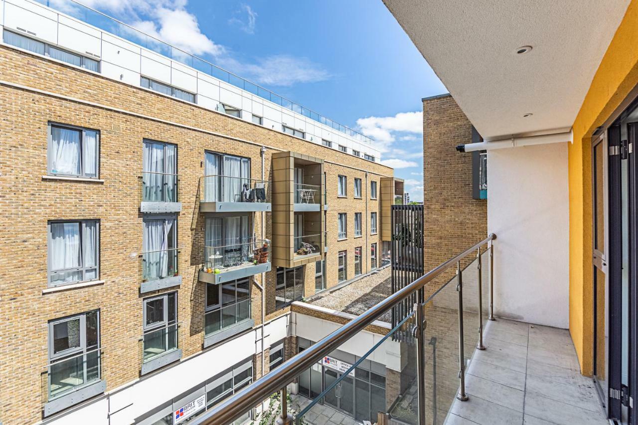 Modern Apartment Canary Wharf ロンドン エクステリア 写真