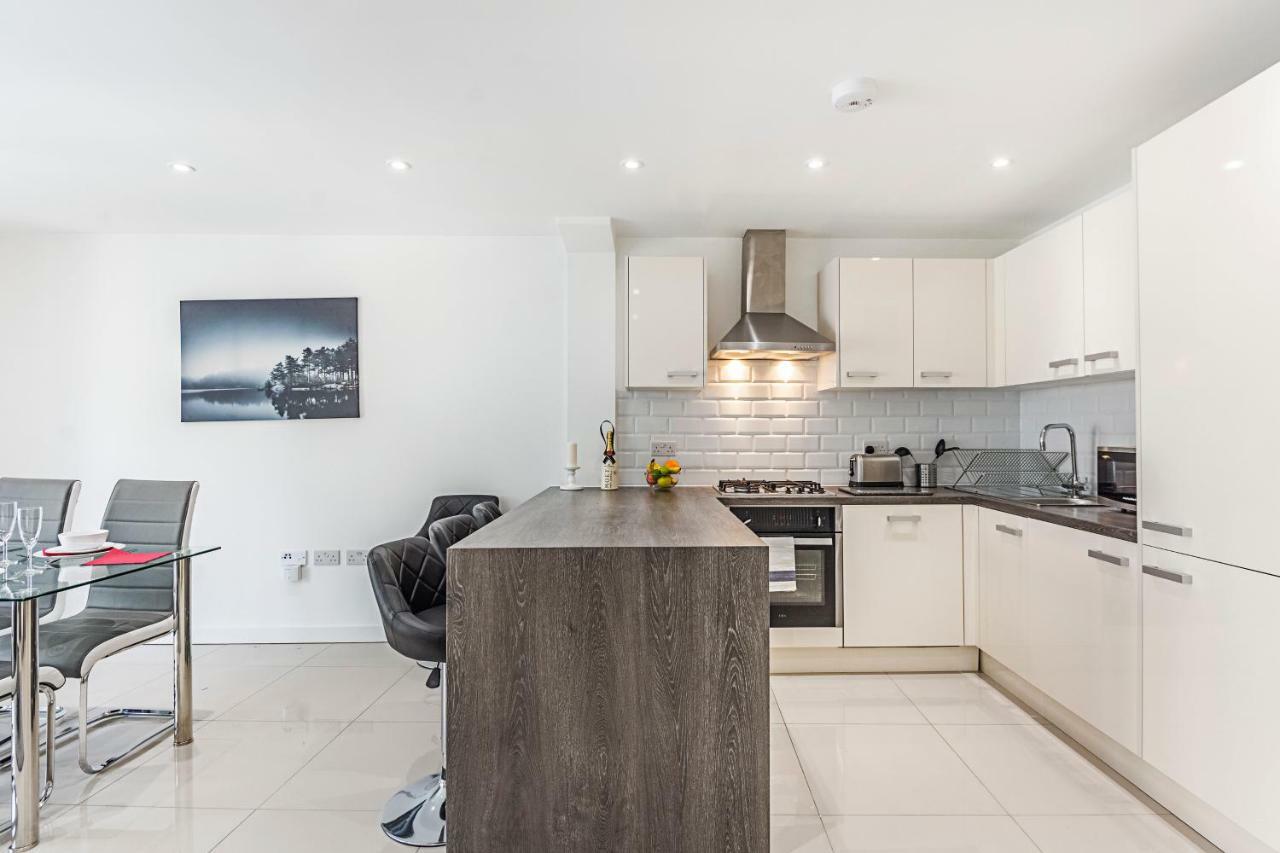 Modern Apartment Canary Wharf ロンドン エクステリア 写真