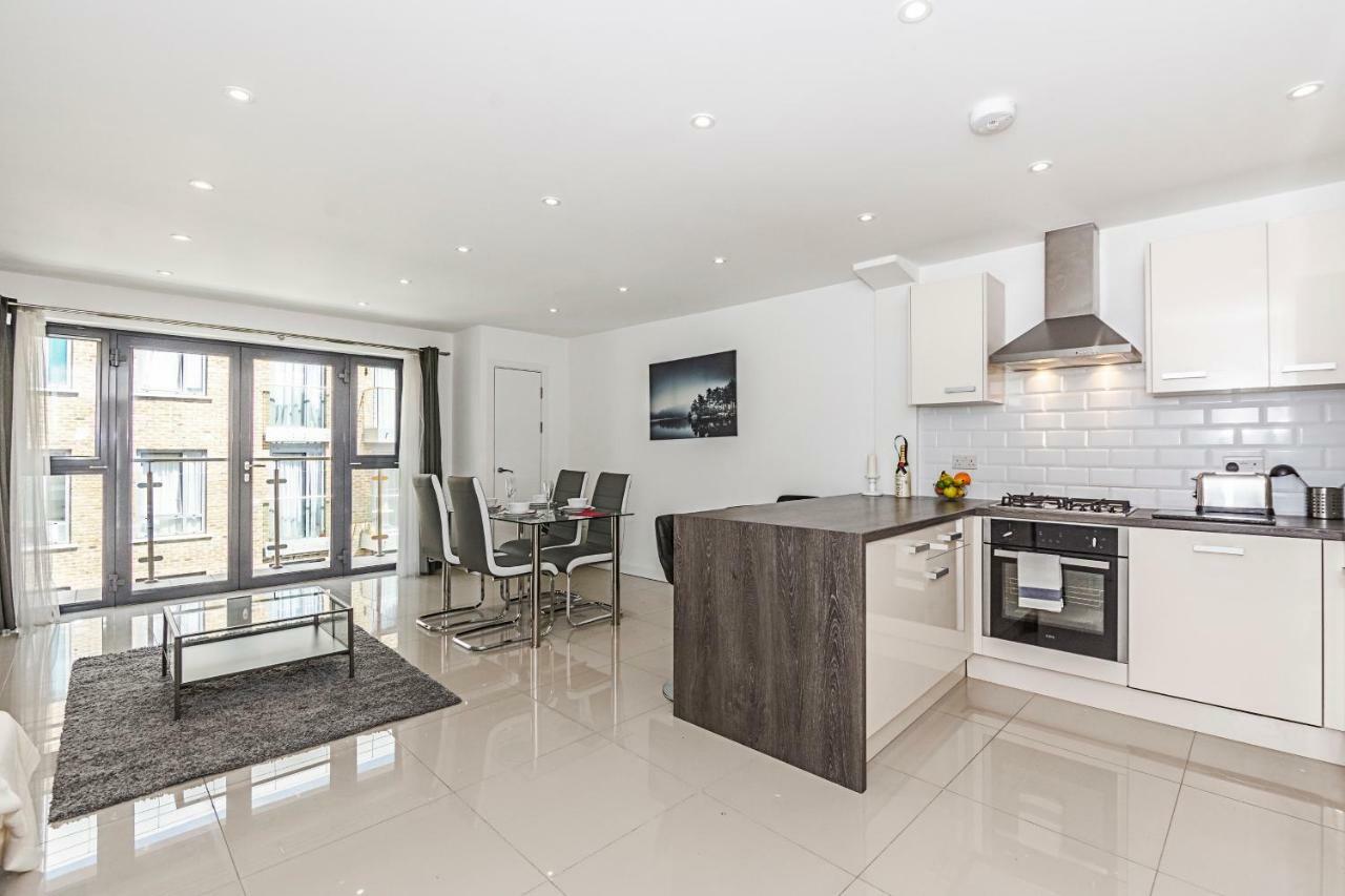 Modern Apartment Canary Wharf ロンドン エクステリア 写真