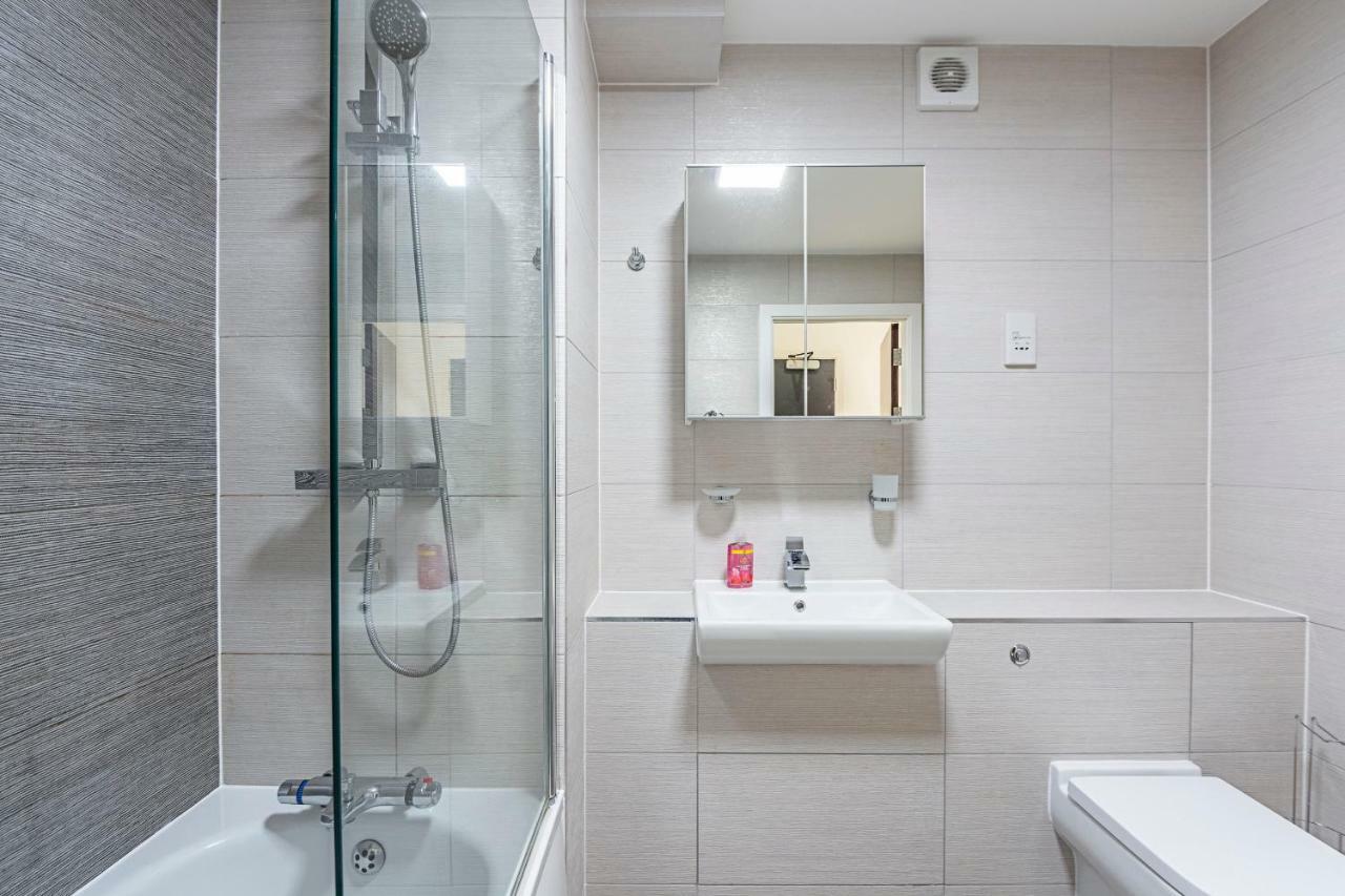 Modern Apartment Canary Wharf ロンドン エクステリア 写真