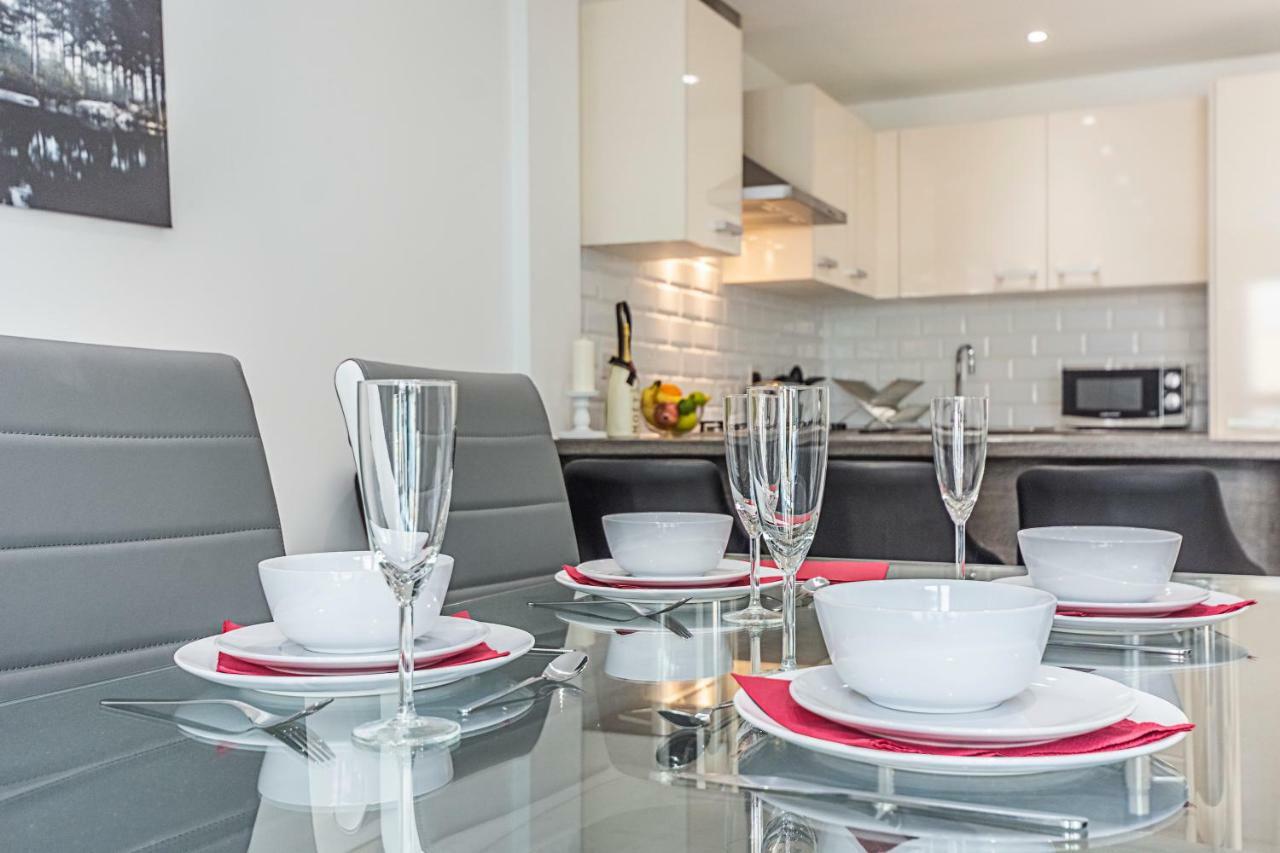 Modern Apartment Canary Wharf ロンドン エクステリア 写真