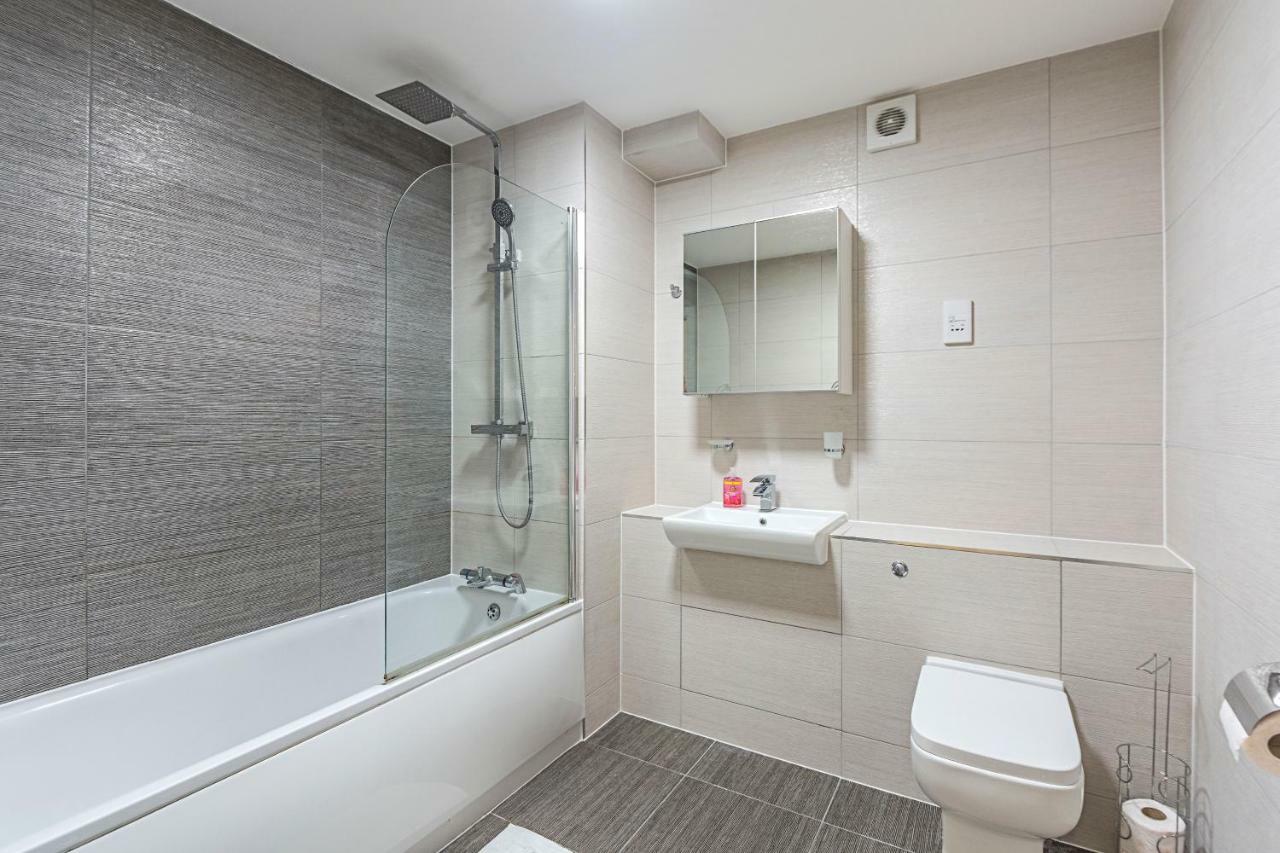 Modern Apartment Canary Wharf ロンドン エクステリア 写真